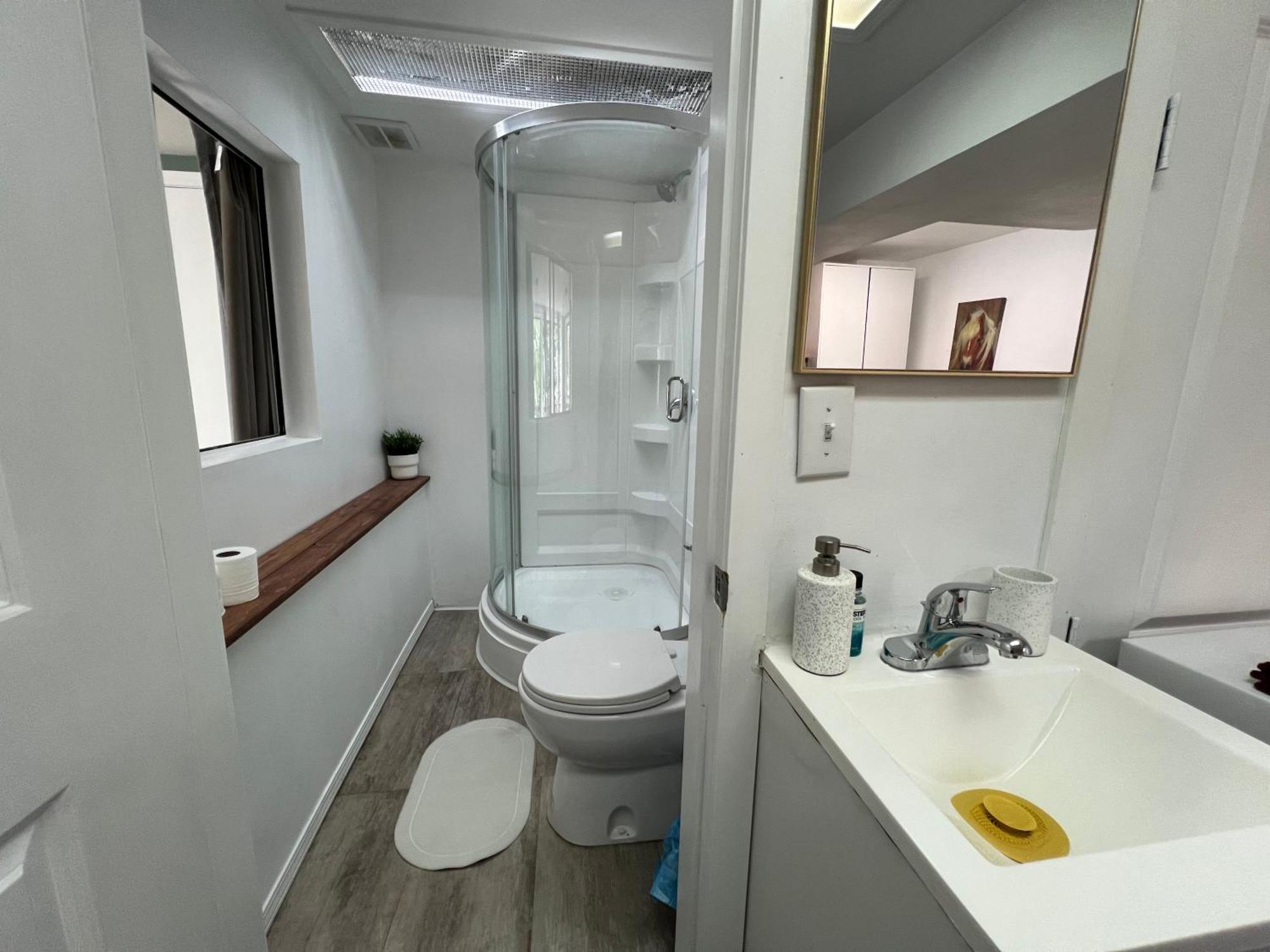 נורת וונקובר Creekside Private Suite מראה חיצוני תמונה